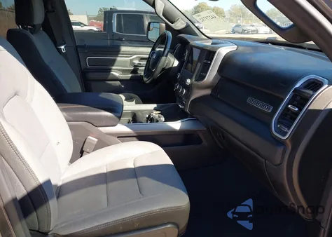 2021 Ram 1500 Big Horn 4X2 5'7 Box z USA, uszkodzony, nr VIN 1C6RREFT9MN750170